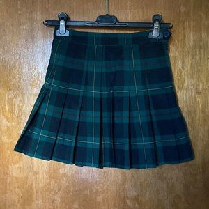 American Apparel mini Pleated skirt